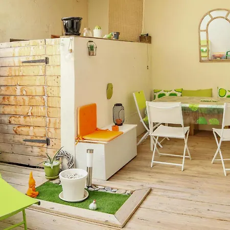 Apartment 2 Bedroom Amazing In *